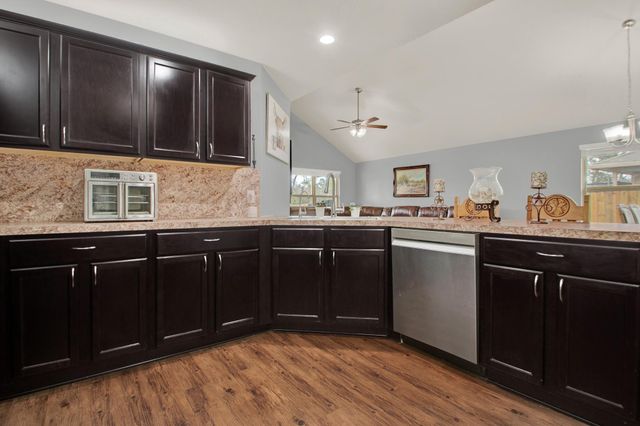 5642 Mesquite Oaks Trail, Spring, TX 77389