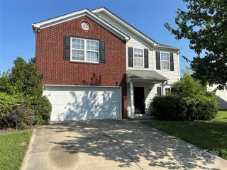 4424 Staffordshire Lane, Charlotte, NC 28213