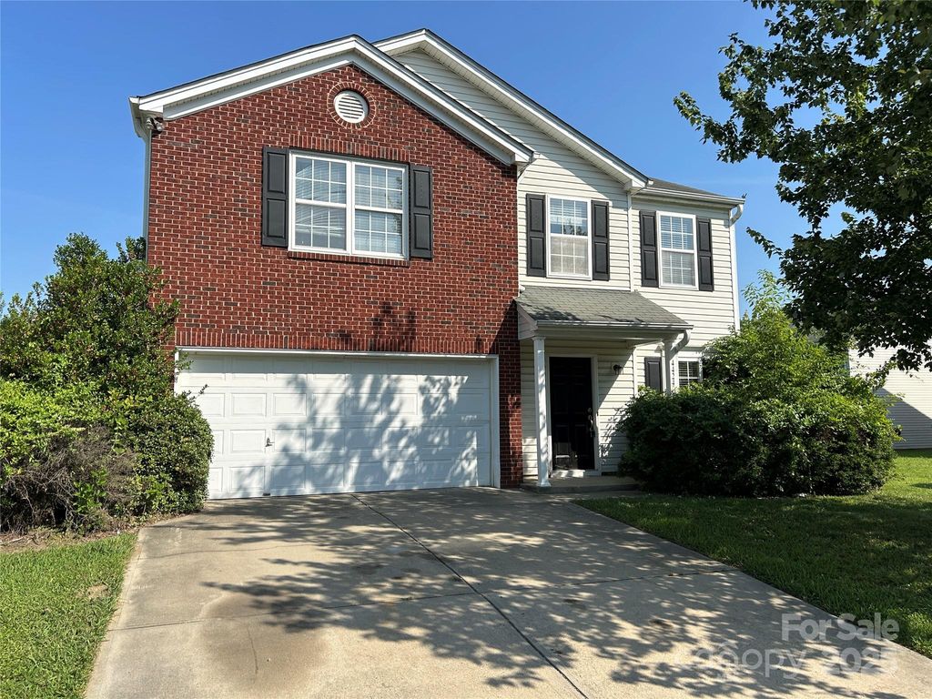 4424 Staffordshire Lane, Charlotte, NC 28213
