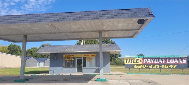 4026 Parkview Drive, Pittsburg, KS 66762