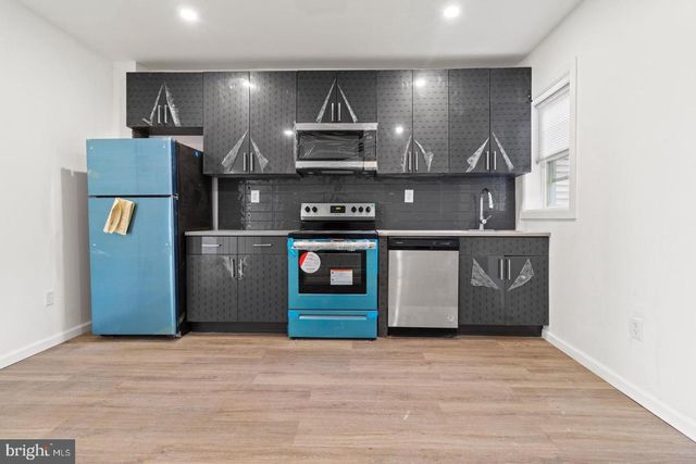 1602 S BROAD ST, Philadelphia, PA 19145