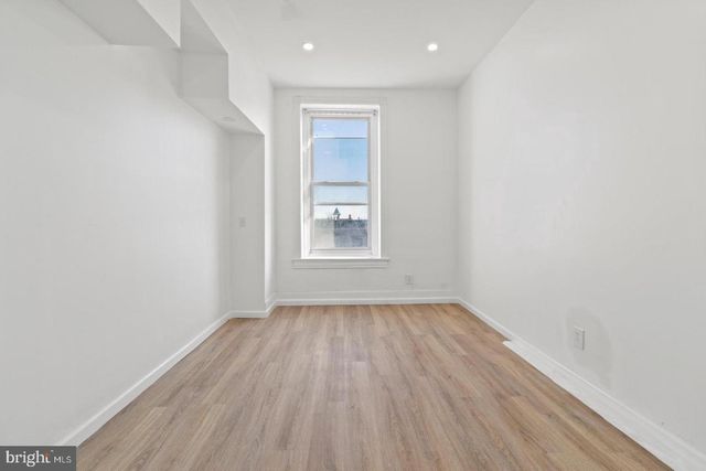 1602 S BROAD ST, Philadelphia, PA 19145