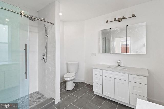 1602 S BROAD ST, Philadelphia, PA 19145