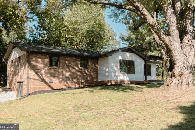 16 Welch Circle, Dahlonega, GA 30533