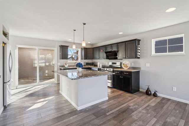 1083 Siena Drive, Verona, WI 53593