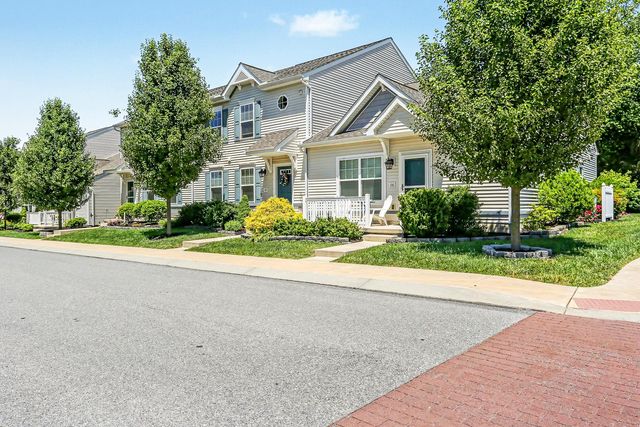 101 BOLTON CIR, Willow Street, PA 17584