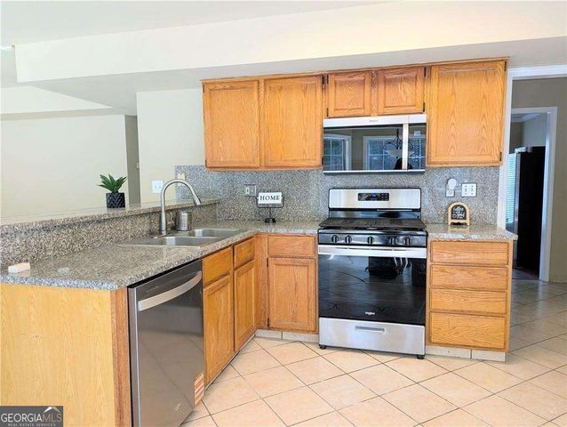 830 Meadowsong Circle, Lawrenceville, GA 30043