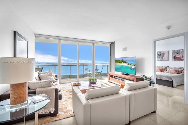 1331 Brickell Bay Dr 3609, Miami, FL 33131