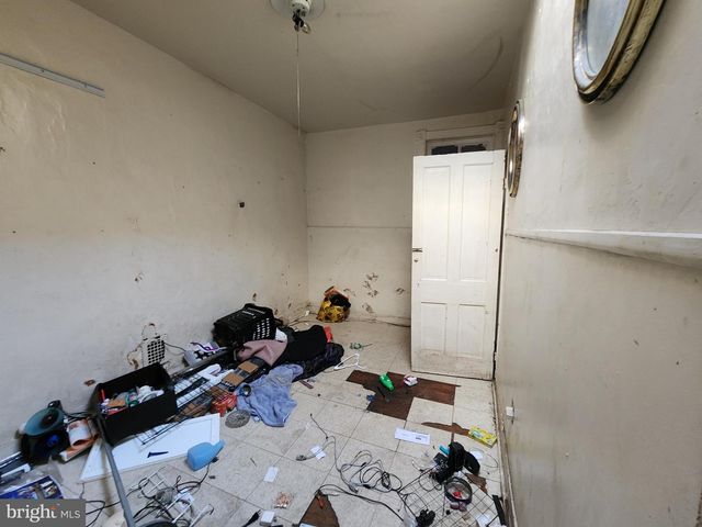 2552 BOYD ST, Baltimore, MD 21223