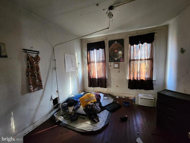 2552 BOYD ST, Baltimore, MD 21223