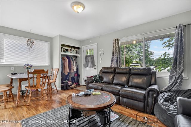 502 N Hagadorn Road, East Lansing, MI 48823
