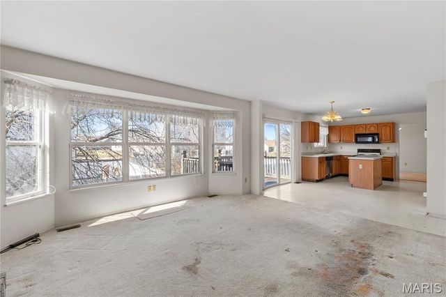 1382 Apple Valley Drive, O'fallon, MO 63366