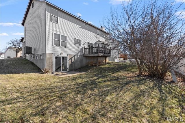 1382 Apple Valley Drive, O'fallon, MO 63366