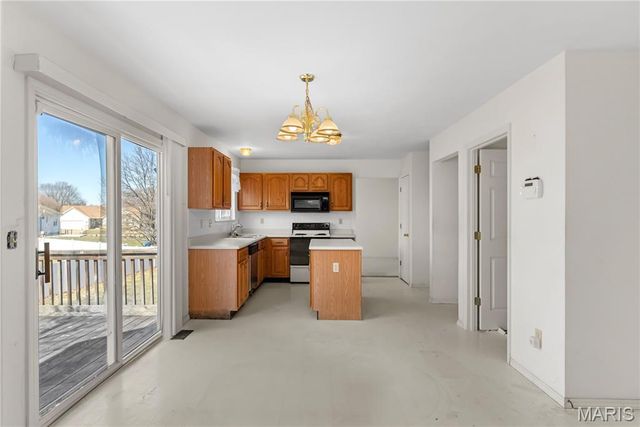 1382 Apple Valley Drive, O'fallon, MO 63366