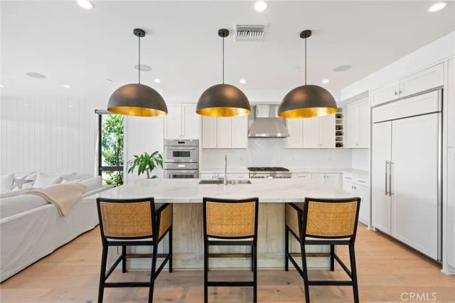 4014 Channel Place, Newport Beach, CA 92663