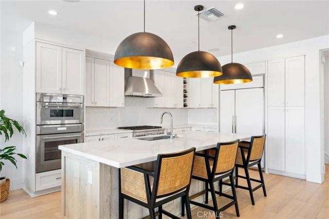 4014 Channel Place, Newport Beach, CA 92663