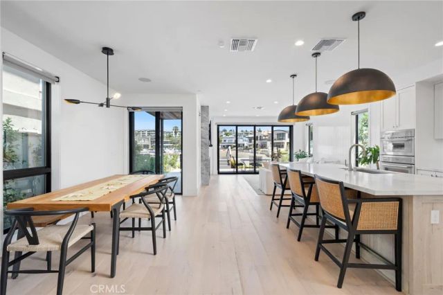 4014 Channel Place, Newport Beach, CA 92663