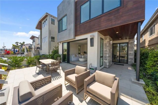 4014 Channel Place, Newport Beach, CA 92663