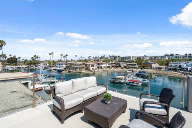4014 Channel Place, Newport Beach, CA 92663