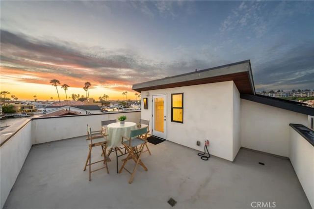 4014 Channel Place, Newport Beach, CA 92663