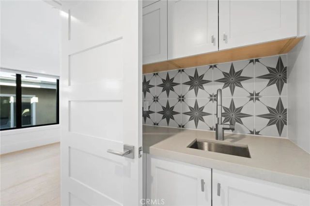 4014 Channel Place, Newport Beach, CA 92663