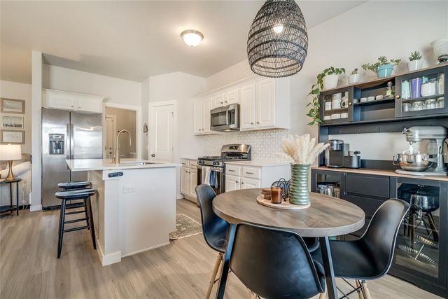 9037 NW 142nd Street, Yukon, OK 73099