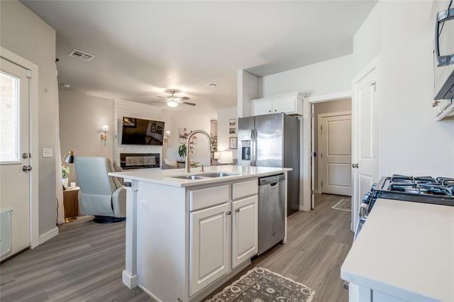 9037 NW 142nd Street, Yukon, OK 73099