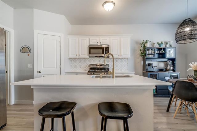 9037 NW 142nd Street, Yukon, OK 73099