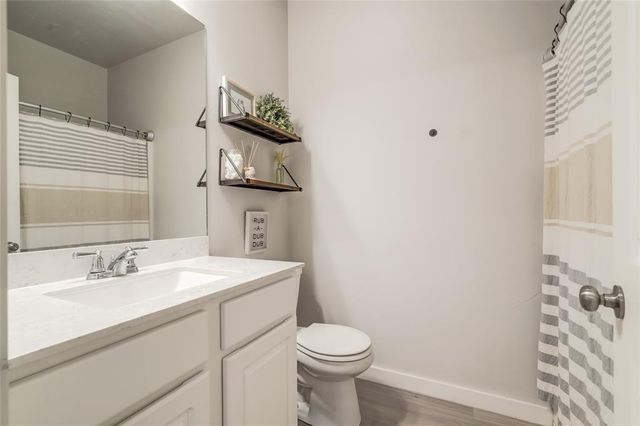 9037 NW 142nd Street, Yukon, OK 73099