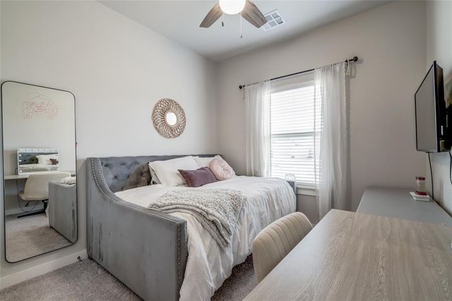 9037 NW 142nd Street, Yukon, OK 73099