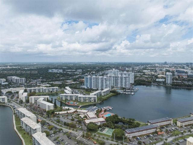 2855 Leonard Dr H106, Aventura, FL 33160