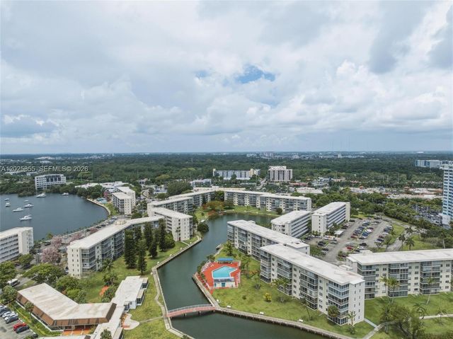 2855 Leonard Dr H106, Aventura, FL 33160