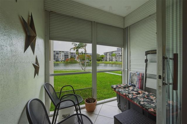 2855 Leonard Dr H106, Aventura, FL 33160