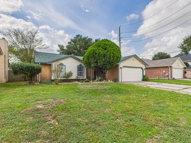 16207 N Meadow Drive, Houston, TX 77073