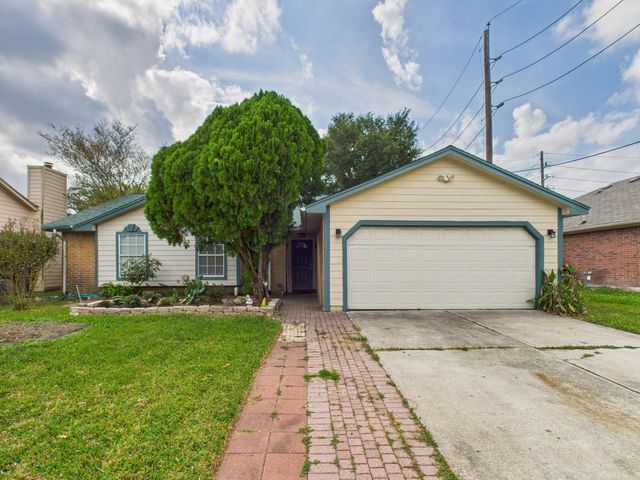 16207 N Meadow Drive, Houston, TX 77073