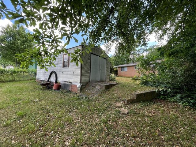2826 Marlin Drive, Atlanta, GA 30341
