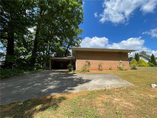 2826 Marlin Drive, Atlanta, GA 30341