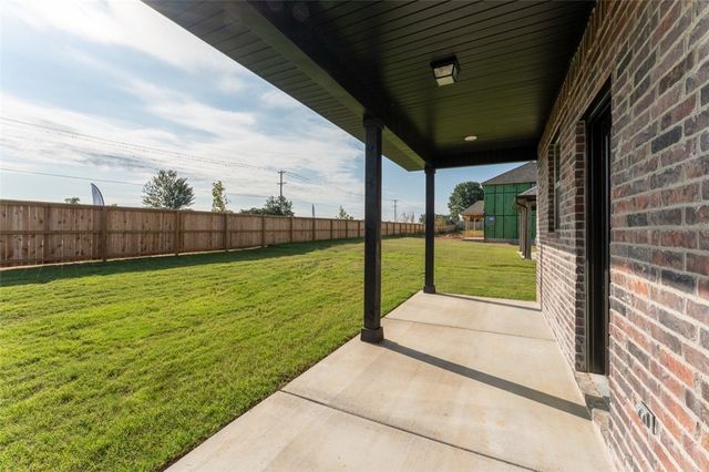 4703 SW Juneberry Street, Bentonville, AR 72713