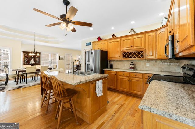136 Grandview Court, Hartwell, GA 30643