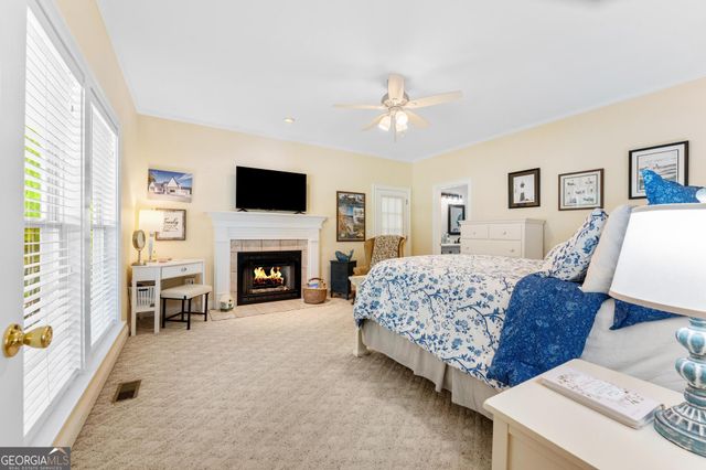 136 Grandview Court, Hartwell, GA 30643