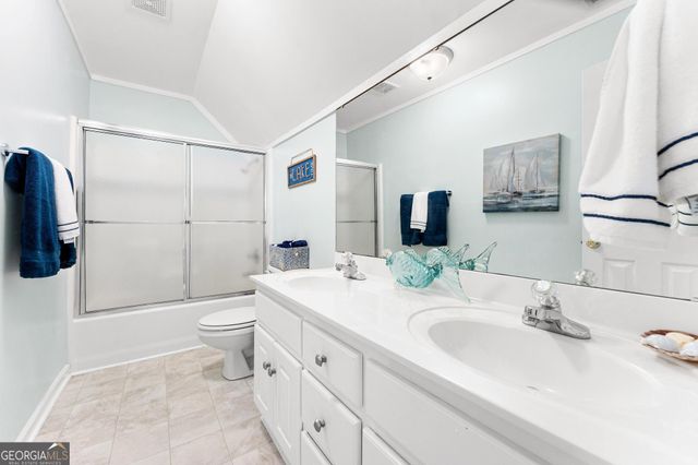 136 Grandview Court, Hartwell, GA 30643
