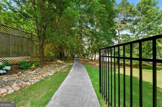 136 Grandview Court, Hartwell, GA 30643