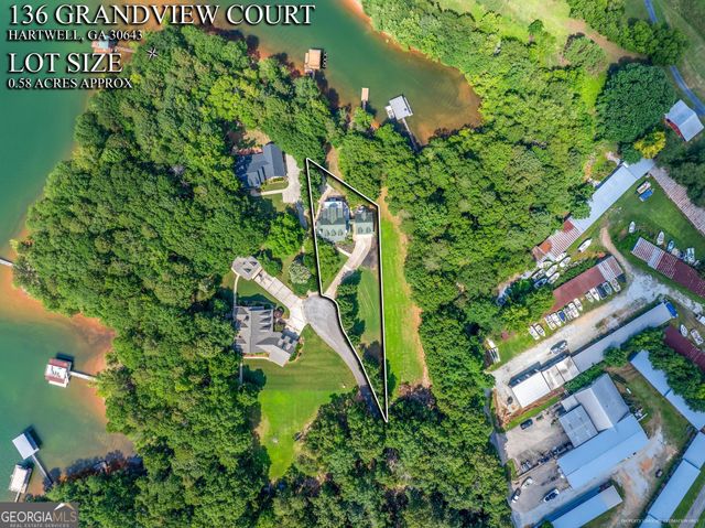 136 Grandview Court, Hartwell, GA 30643