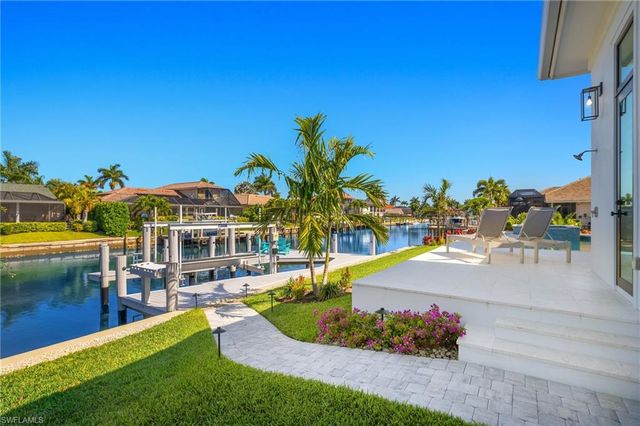 144 Gulfport CT, Marco Island, FL 34145