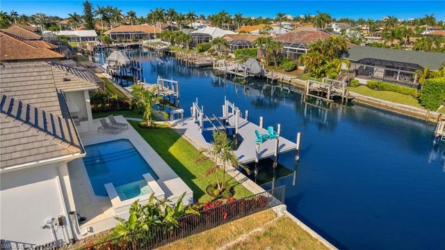 144 Gulfport CT, Marco Island, FL 34145
