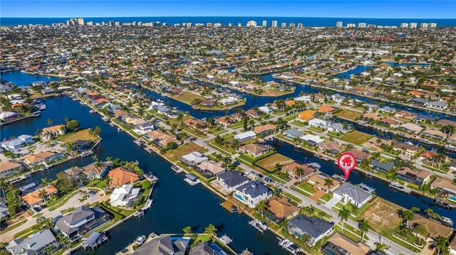 144 Gulfport CT, Marco Island, FL 34145