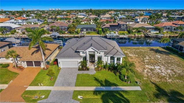 144 Gulfport CT, Marco Island, FL 34145