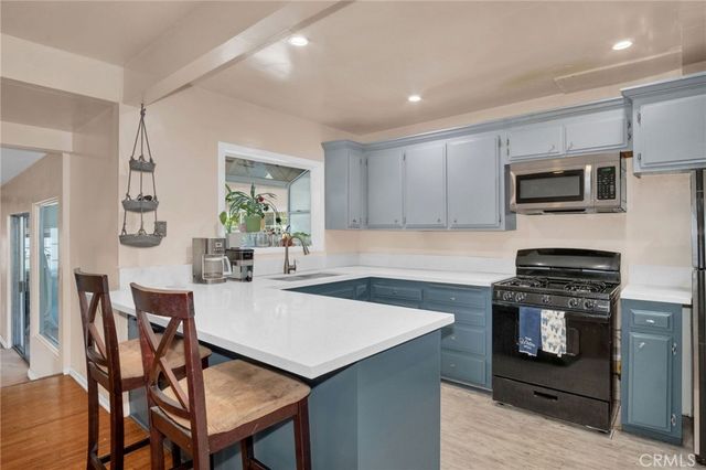 829 Cooper Avenue, Los Angeles, CA 90042