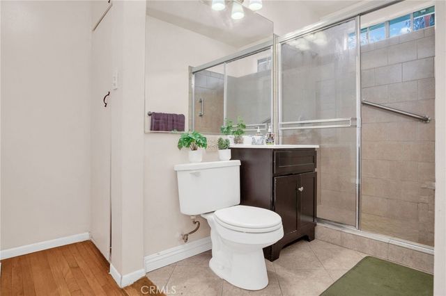 829 Cooper Avenue, Los Angeles, CA 90042