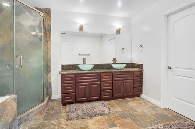 829 Cooper Avenue, Los Angeles, CA 90042